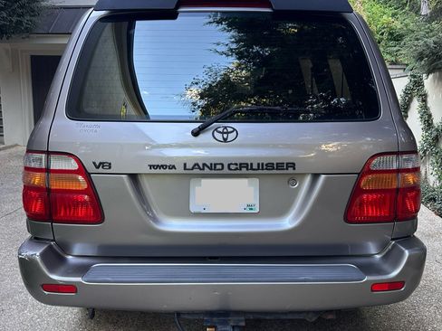 Used 2002 Toyota Land Cruiser image 5