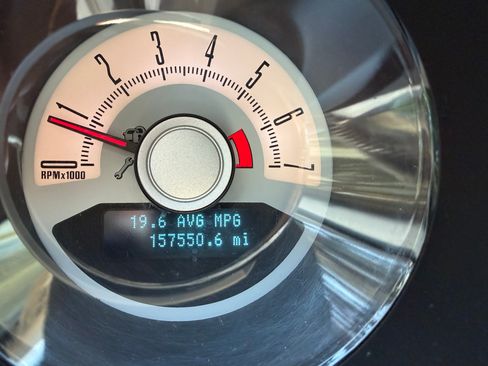 Used 2010 Ford Mustang Premium RWD image 12