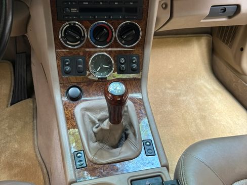 Used 2000 BMW Z3 2.5i RWD image 16