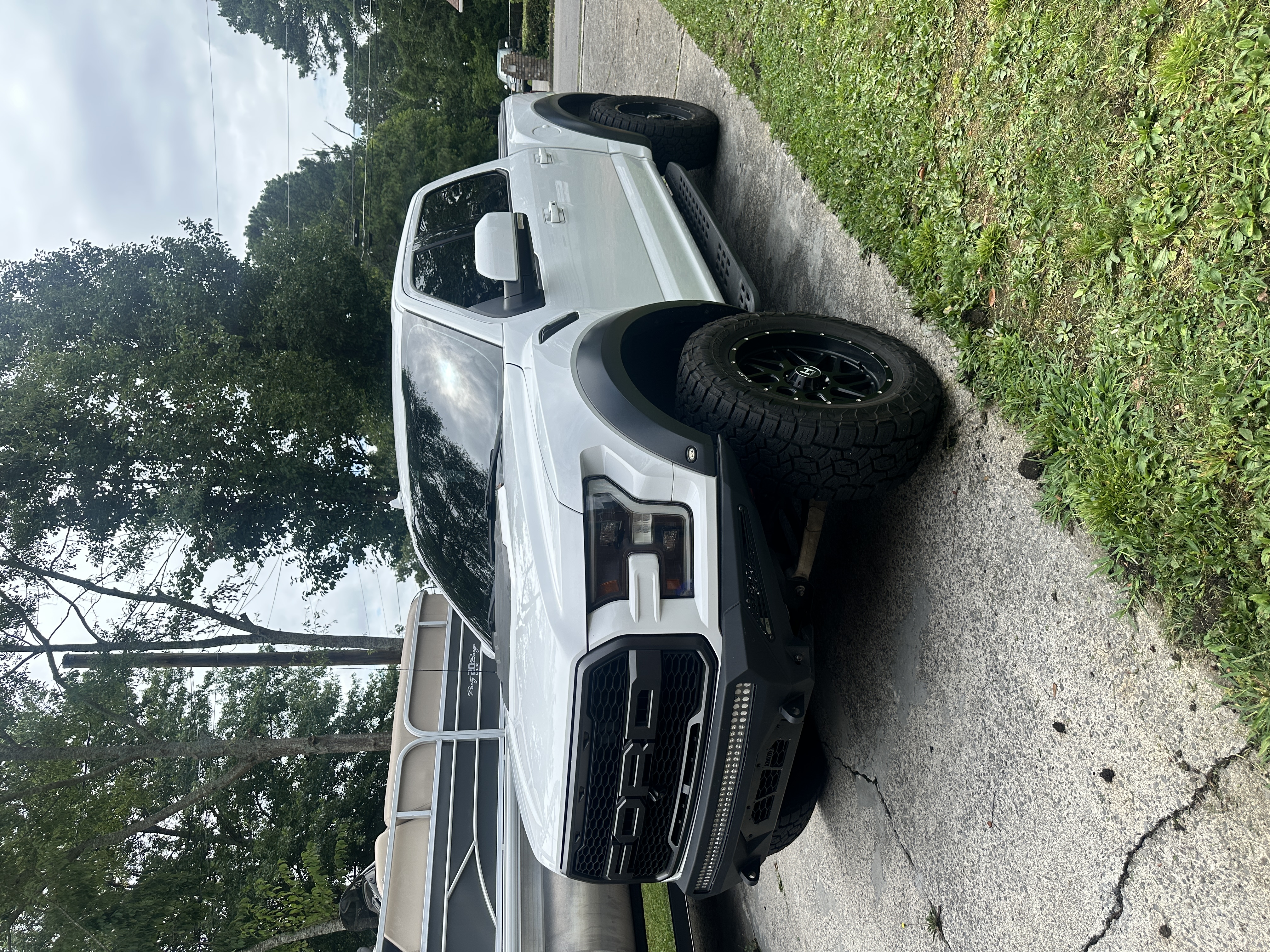 Used 2019 Ford F150 Raptor w/ Equipment Group 802A Luxury AWD/4WD image 4