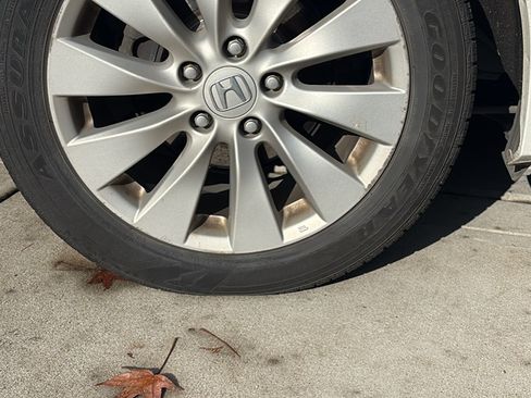 Used 2014 Honda Accord EX-L image 10