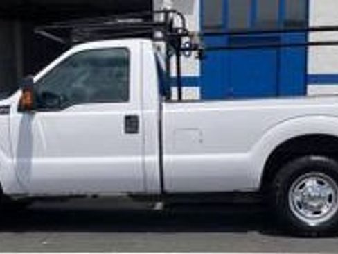 Used 2016 Ford F250 XL w/ XL Appearance Package image 2
