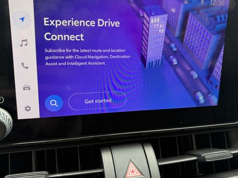 Used 2023 Toyota RAV4 AWD Hybrid image 8