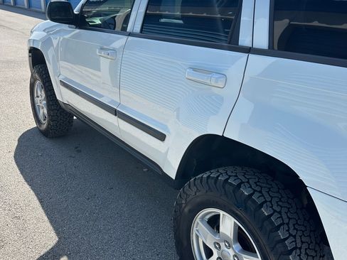 Used 2007 Jeep Grand Cherokee Laredo AWD/4WD image 11