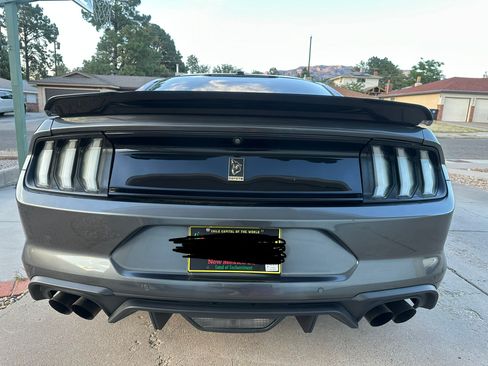 Used 2018 Ford Mustang GT Premium w/ Black Accent Package RWD image 10