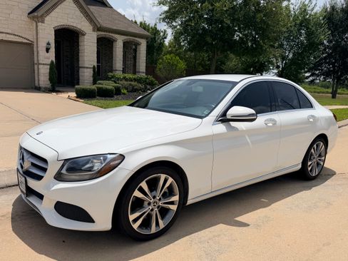 Used 2017 Mercedes-Benz C 300 Sedan image 1