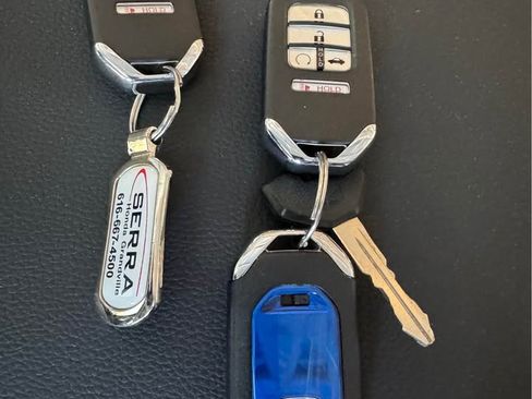 Used 2019 Honda Insight Touring image 6