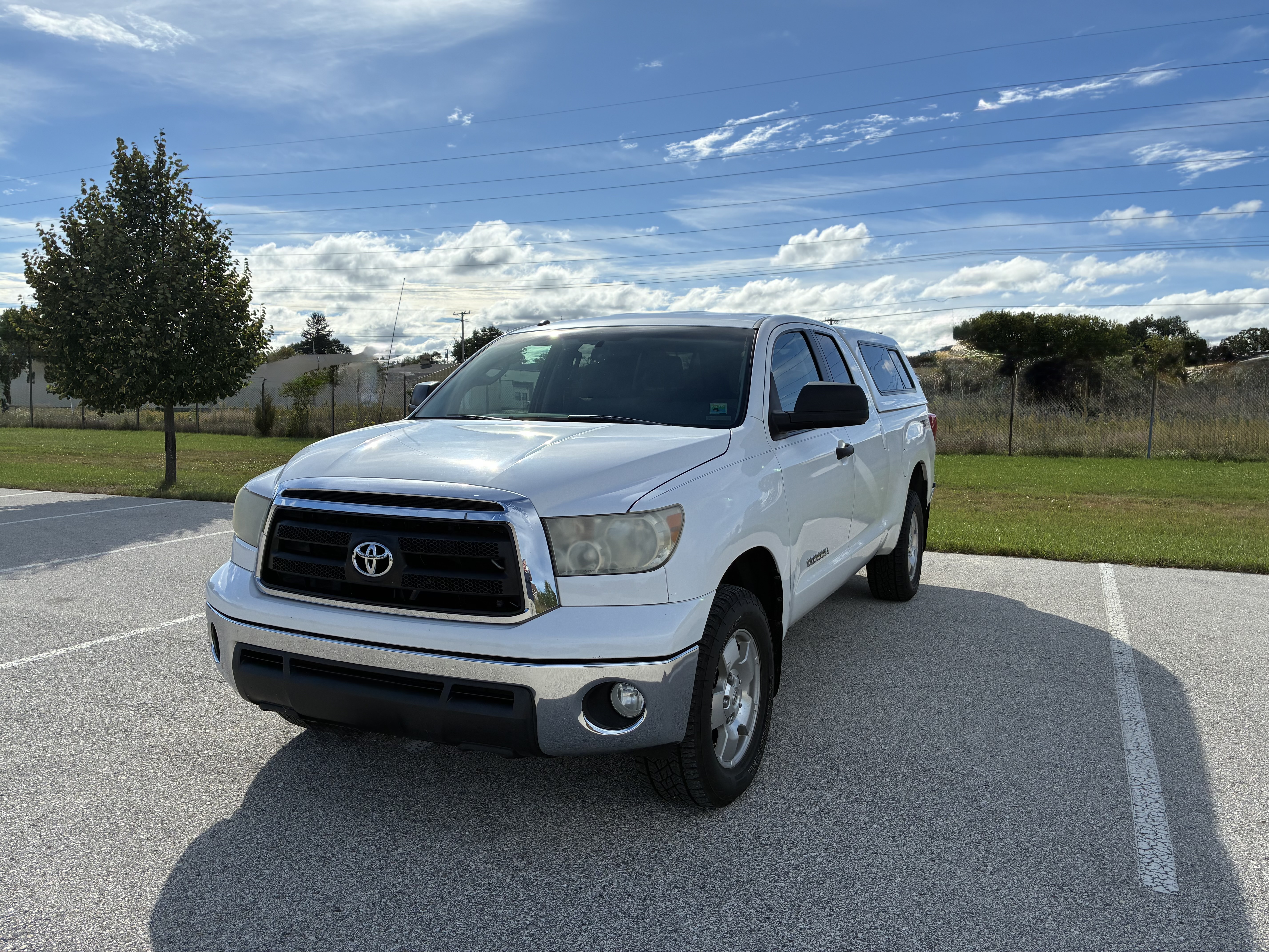 Used 2010 Toyota Tundra 4x4 Double Cab w/ TRD Off-Road Pkg image 2
