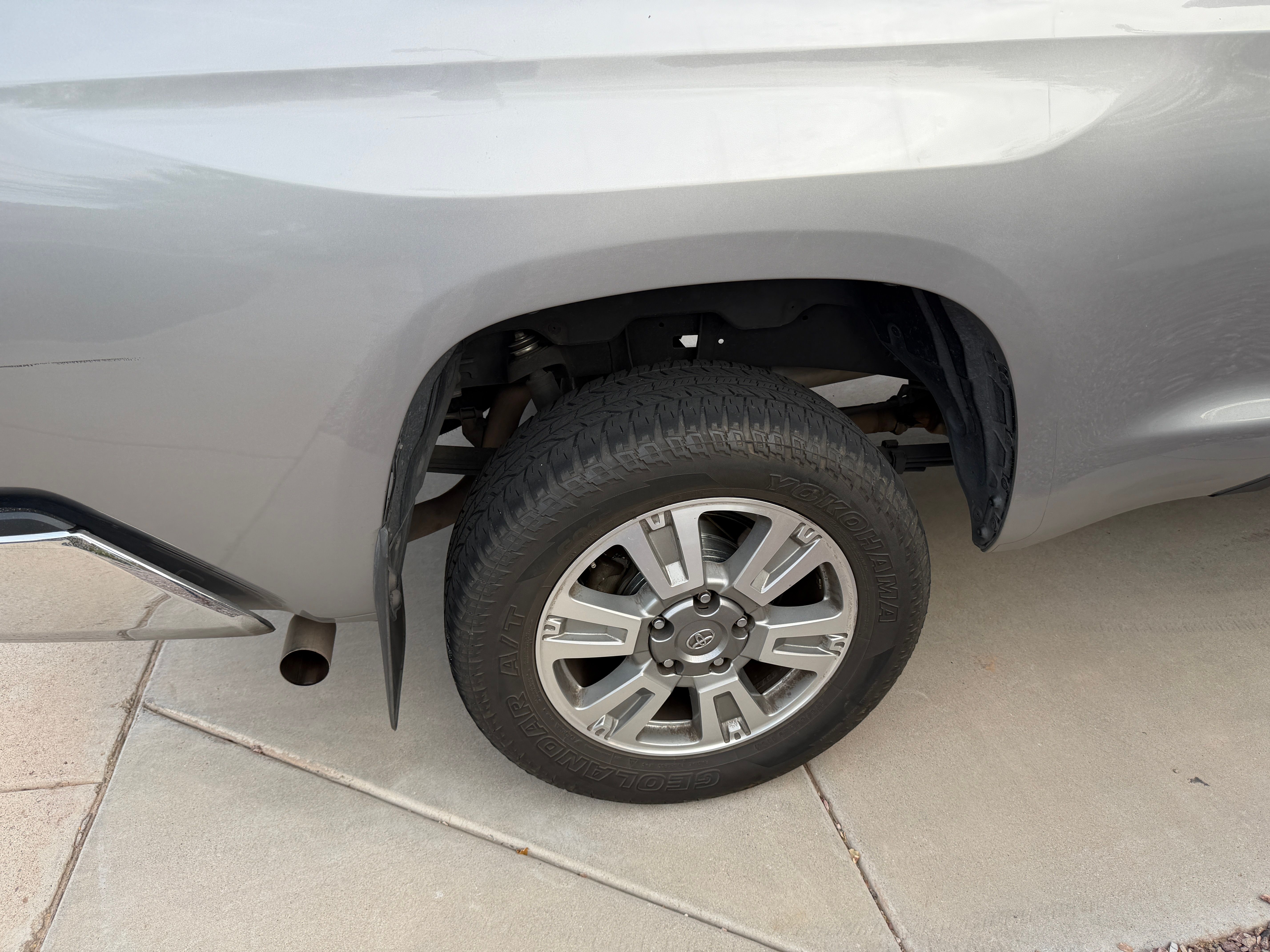 Used 2014 Toyota Tundra SR5 w/ SR5 Upgrade Package RWD image 19