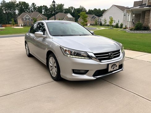 Used 2014 Honda Accord EX-L image 4