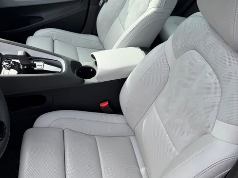 Used 2024 Polestar Polestar 2 w/ Pilot Pack image 8