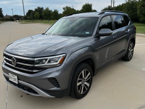 Used 2022 Volkswagen Atlas SE FWD image 8