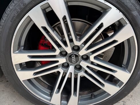 Used 2018 Audi SQ5 Prestige image 18