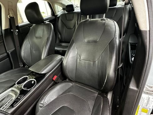 Used 2014 Ford Fusion Energi Titanium FWD image 9