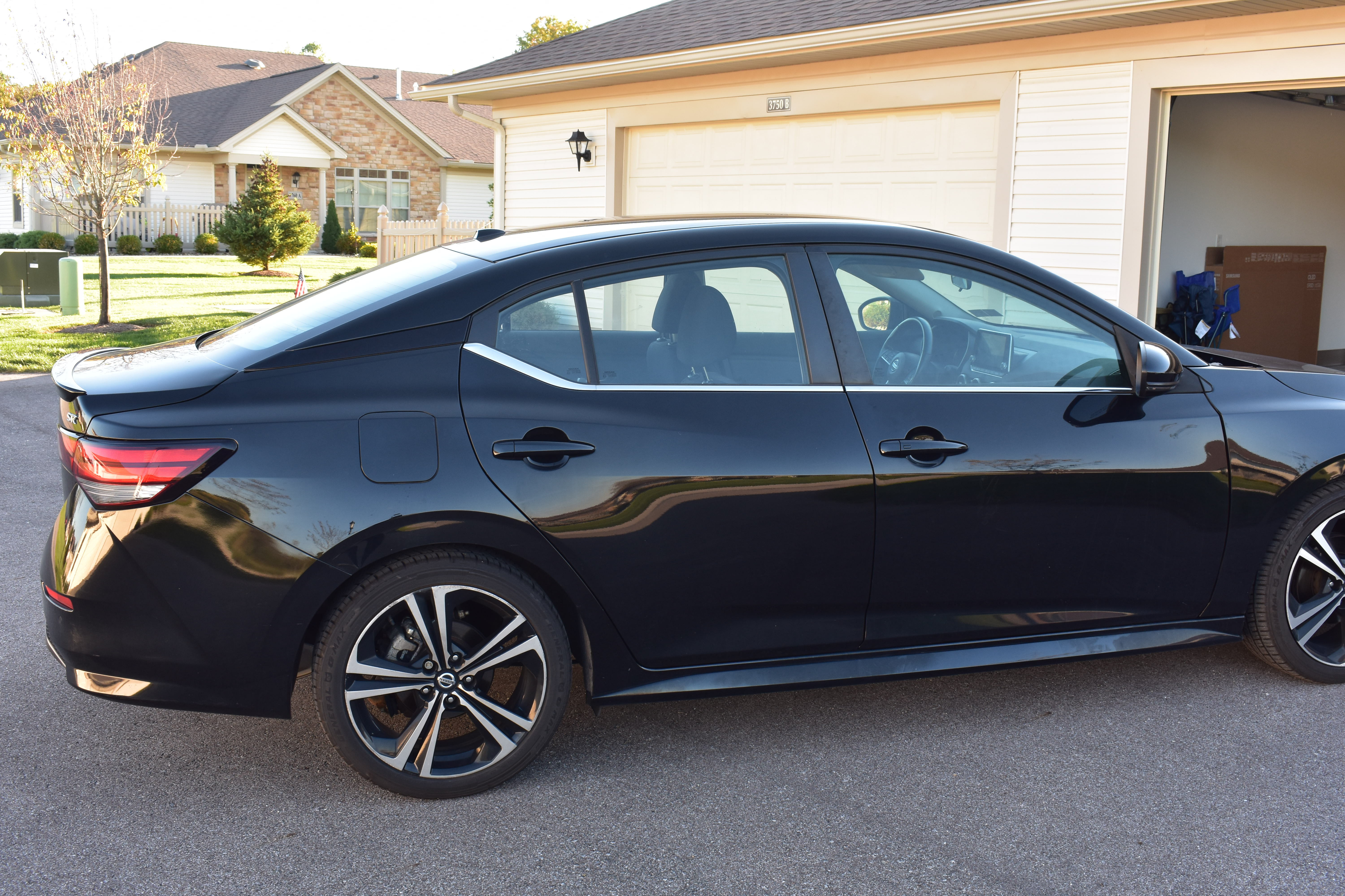Used 2021 Nissan Sentra SR FWD image 4