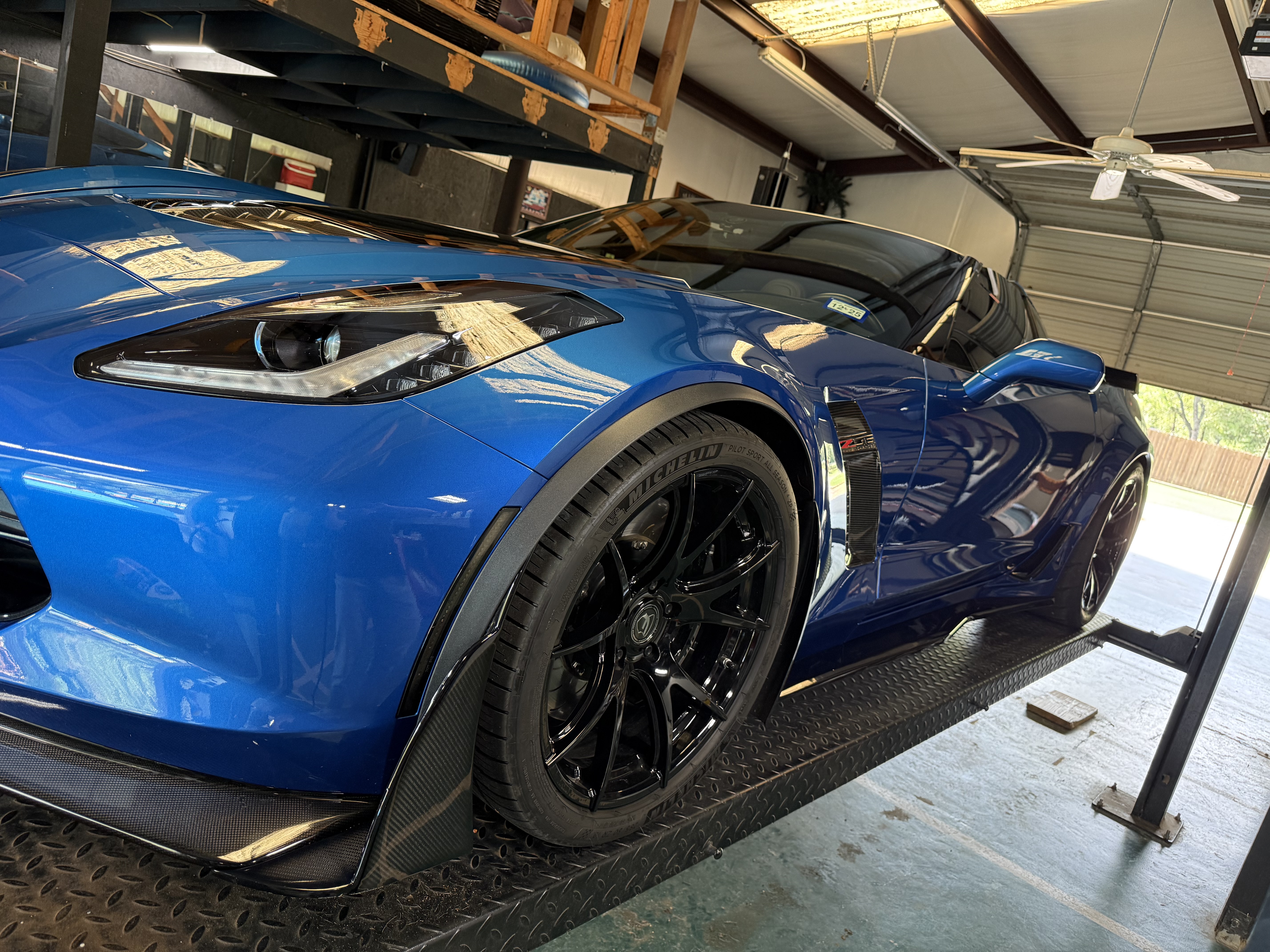 Used 2016 Chevrolet Corvette Z06 w/ 2LZ Preferred Equipment Group RWD image 14