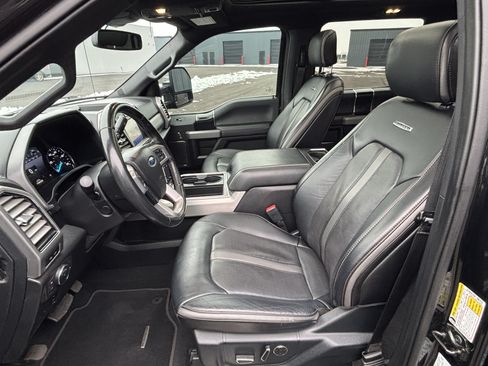 Used 2021 Ford F350 Platinum w/ FX4 Off-Road Package image 19