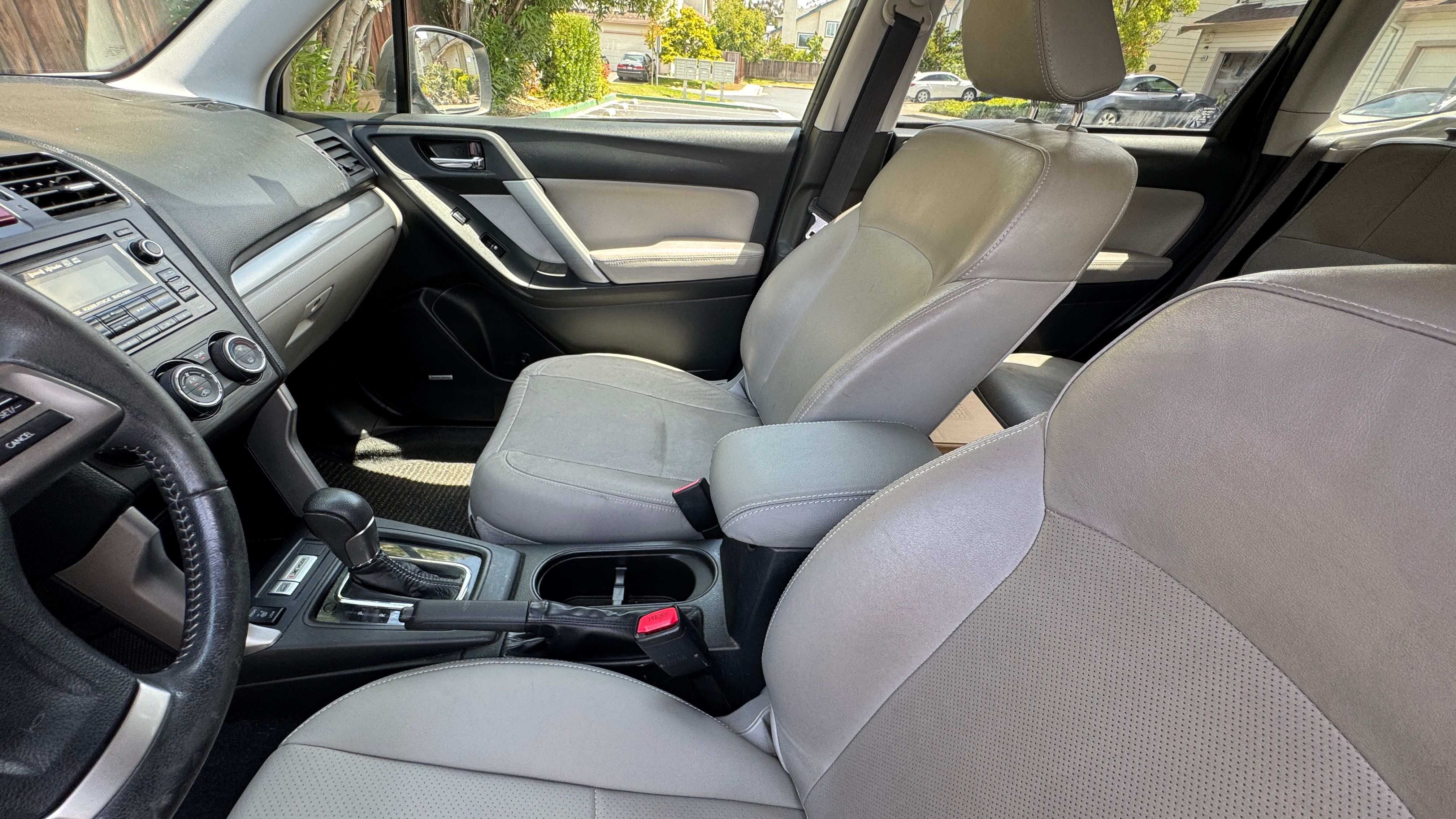 Used 2015 Subaru Forester 2.5i Touring w/ Popular Package #2 AWD/4WD image 8