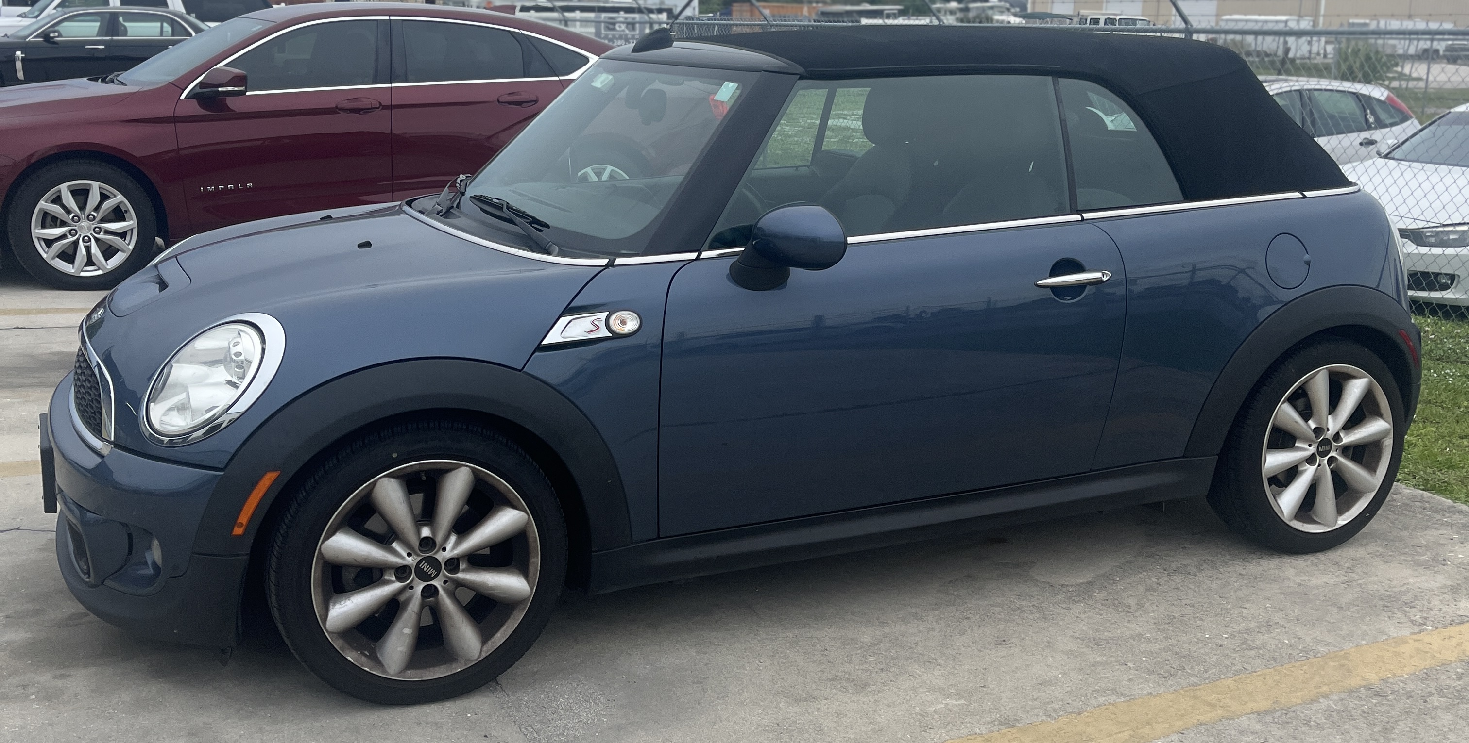 Used 2011 MINI Cooper S FWD image 4