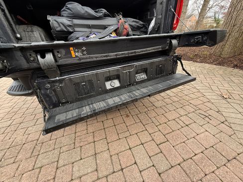 Used 2023 GMC Sierra 1500 Denali Ultimate image 17