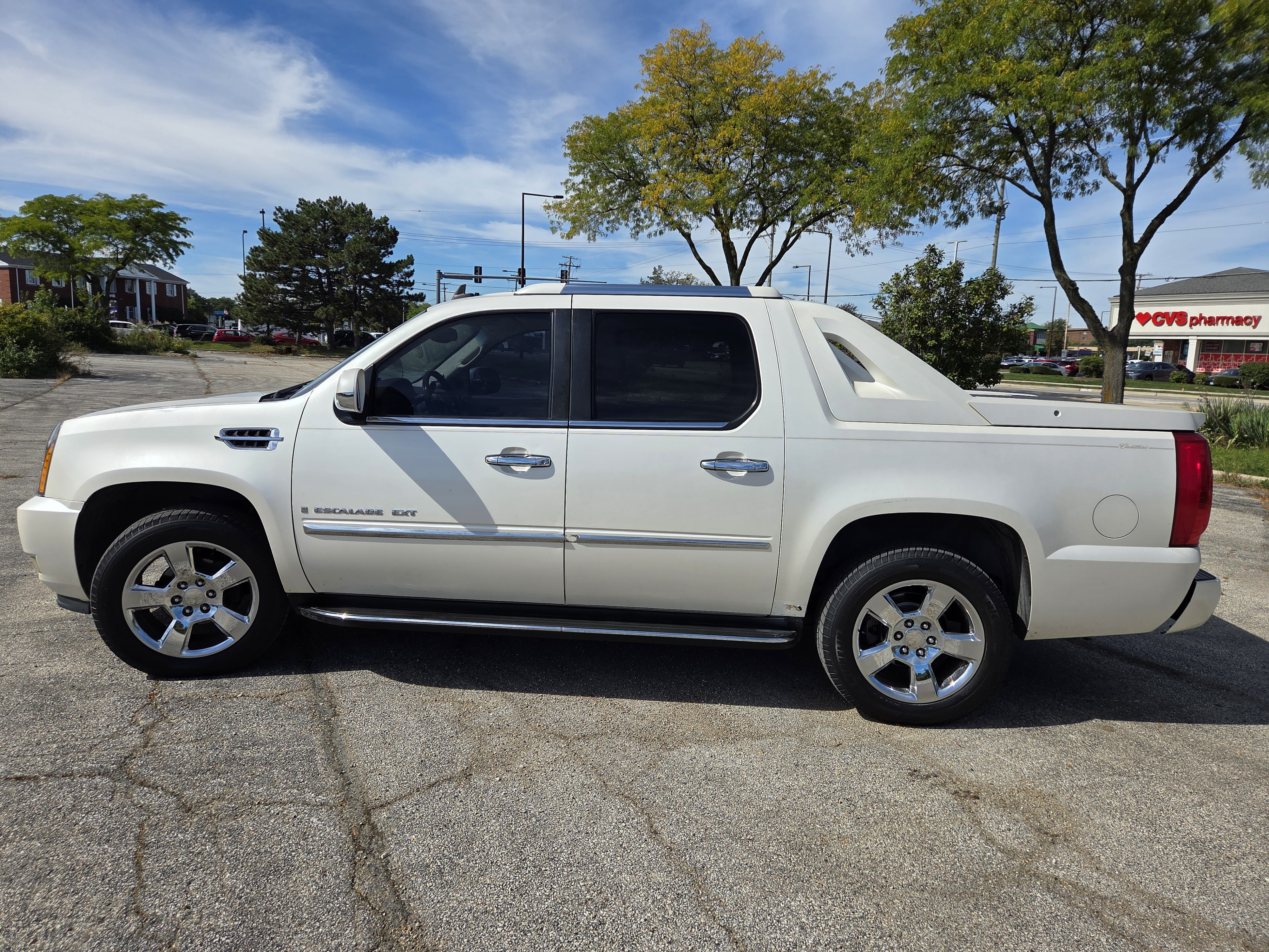 Used 2007 Cadillac Escalade EXT w/ Information Package AWD/4WD image 8