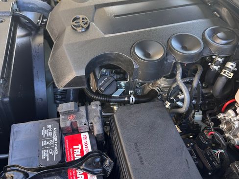 Used 2020 Toyota 4Runner SR5 image 12