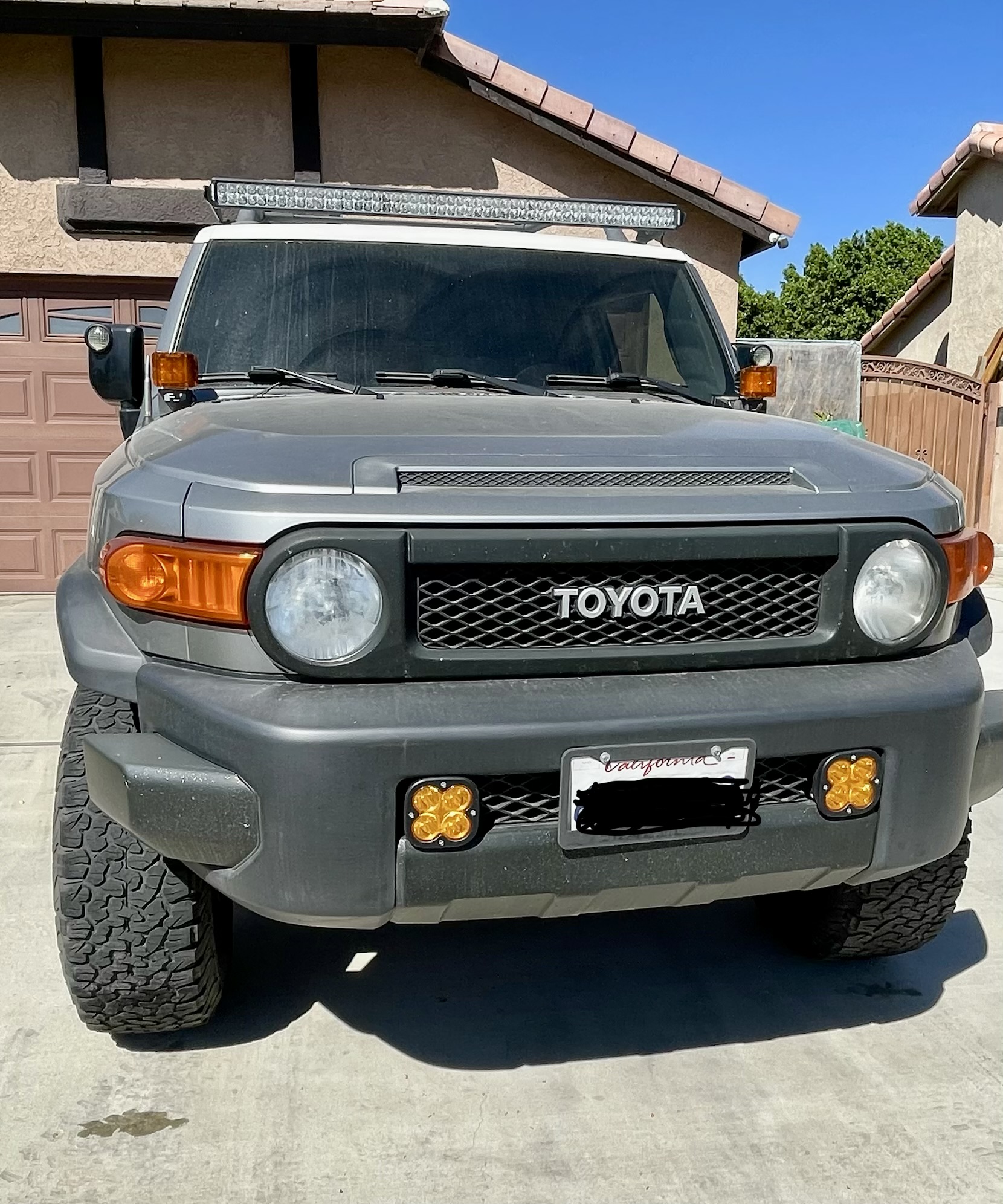 Used 2012 Toyota FJ Cruiser 4WD w/ Convenience Pkg image 4