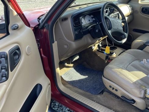 Used 1998 Dodge Durango 4WD image 8