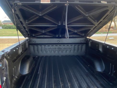 Used 2016 GMC Sierra 1500 Denali w/ Denali Ultimate Package image 16