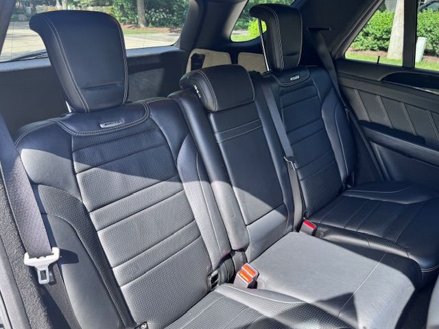 Used 2012 Mercedes-Benz ML 63 AMG 4MATIC image 12