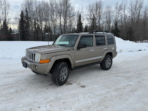 Used 2006 Jeep Commander Limited image 6