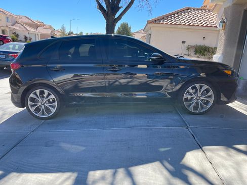 Used 2019 Hyundai Elantra GT N Line w/ Tech Package 03 FWD image 5