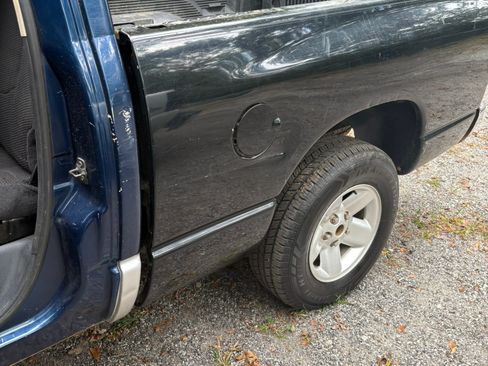 Used 2002 Dodge Ram 1500 Truck 2WD Quad Cab image 10