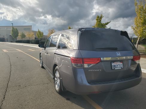 Used 2015 Honda Odyssey EX-L image 6