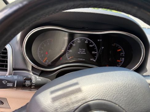 Used 2020 Jeep Grand Cherokee Limited image 8