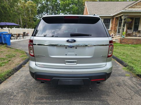 Used 2014 Ford Explorer Limited w/ Equipment Group 301A AWD/4WD image 5