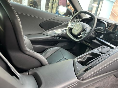 Used 2023 Chevrolet Corvette Stingray Coupe w/ 1LT image 25