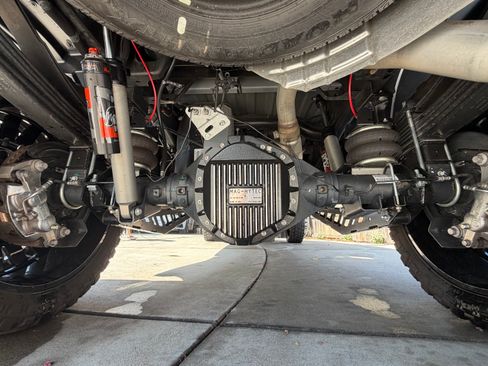 Used 2023 RAM 3500 Big Horn w/ Level B Equipment Group AWD/4WD image 11