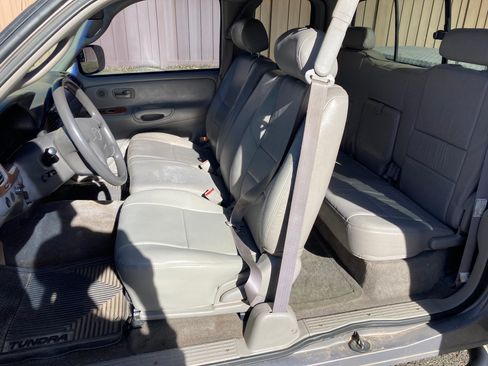 Used 2000 Toyota Tundra SR5 image 5