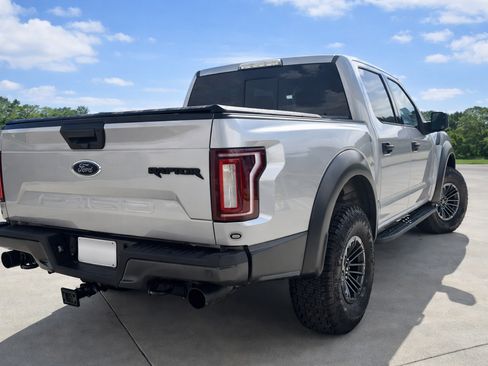 Used 2019 Ford F150 Raptor image 9