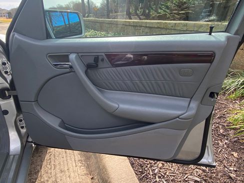 Used 1999 Mercedes-Benz C 230 image 15