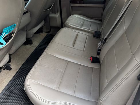 Used 2008 Ford F350 XLT RWD image 8