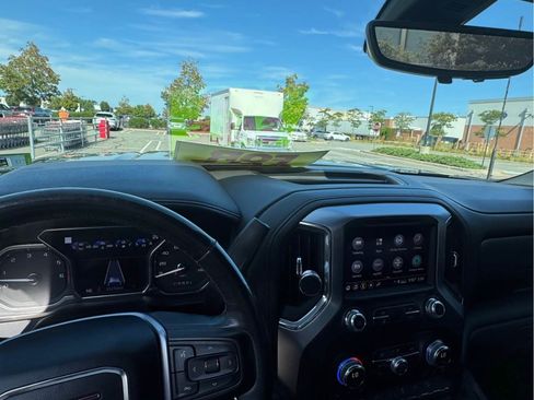 Used 2020 GMC Sierra 2500 SLT w/ SLT Premium Plus Package image 15