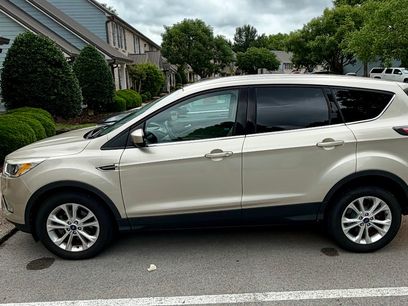 Used 2017 Ford Escape SE