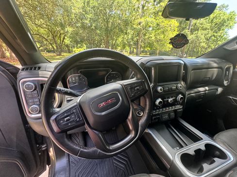Used 2020 GMC Sierra 1500 AT4 w/ AT4 Premium Package AWD/4WD image 13