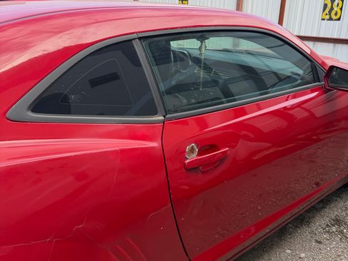 Used 2010 Chevrolet Camaro LT RWD image 2