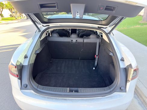Used 2013 Tesla Model S Performance RWD image 10