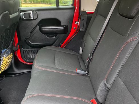 Used 2020 Jeep Wrangler Unlimited Rubicon w/ LED Lighting Group image 13