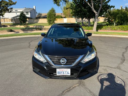 Used 2016 Nissan Altima 2.5 S w/ Power Driver Seat Package image 2