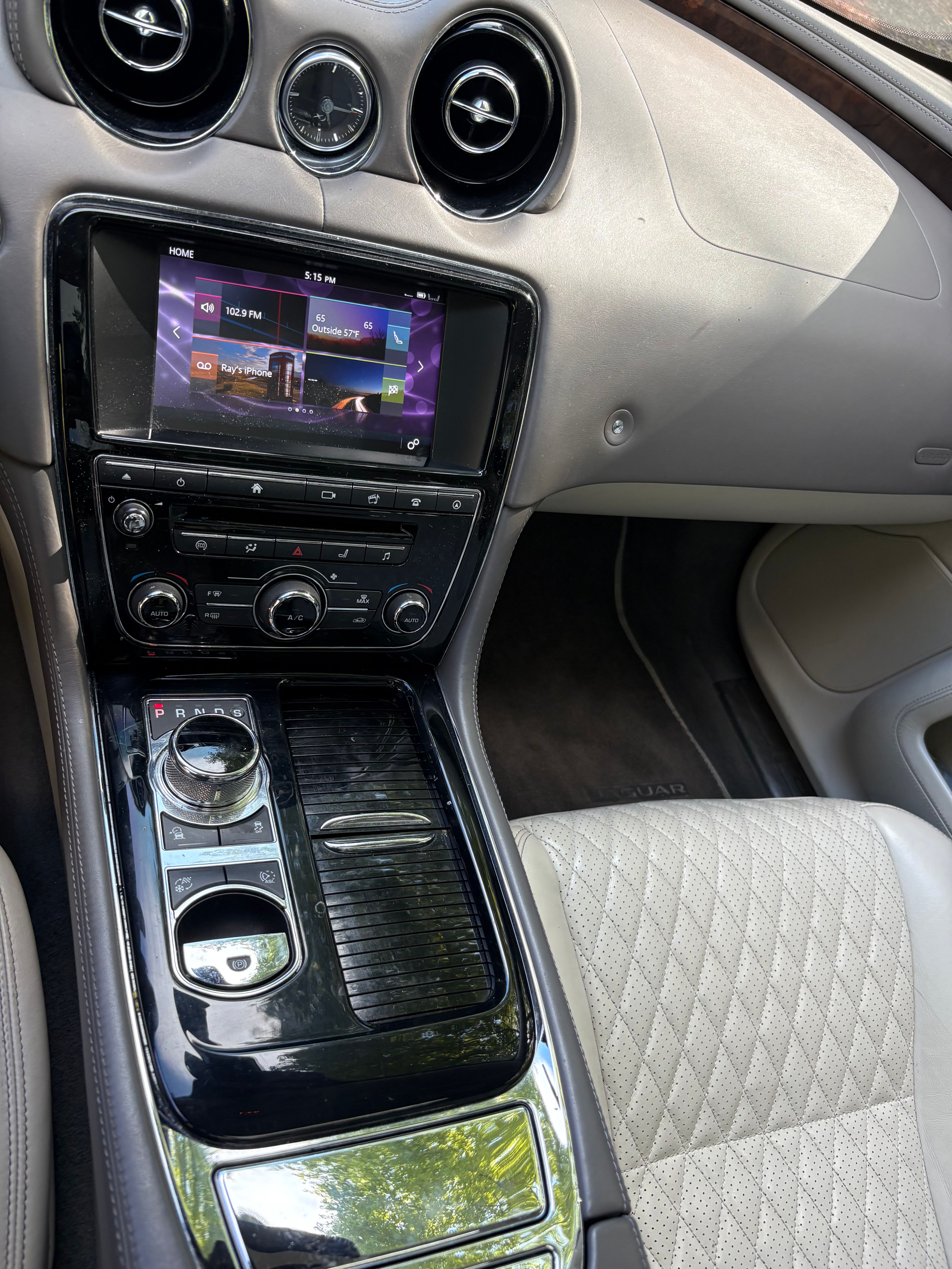 Used 2016 Jaguar XJ L Portfolio AWD/4WD image 16